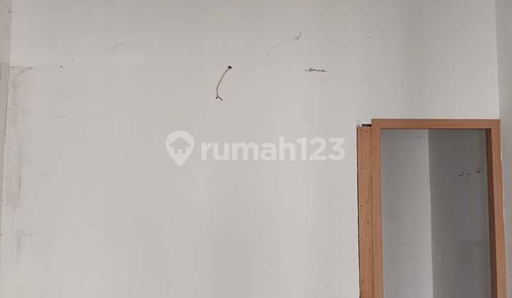 Ruko Disewakan Lokasi Ramai di Jl. Soekarno Hatta Semarang 2
