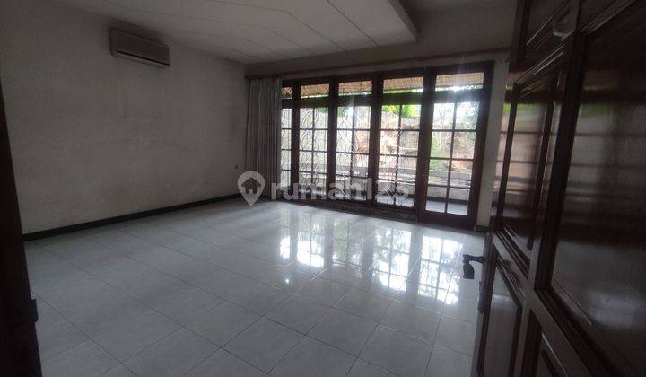 Disewakan Rumah Lokasi Strategis di Jl. Sultan Agung Semarang 2