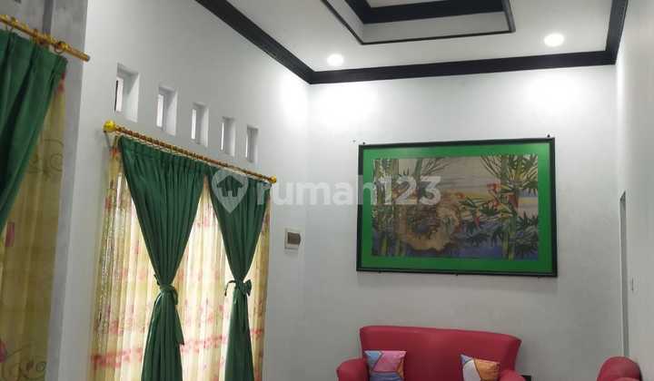 Dijual Rumah Lokasi Strategis di Jl. Sri Rejeki Utara Semarang 2