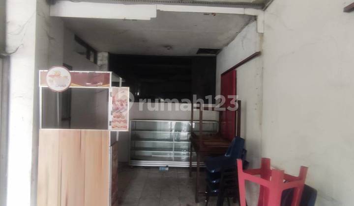 For Rent: Shop House in a Busy Location on Jl. Kaligarang, Semarang 1