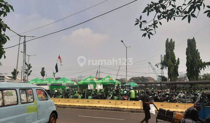 Rumah di Cocok untuk Usaha Depan Stasiun Jatibaru di Cideng Jakarta Pusat 2