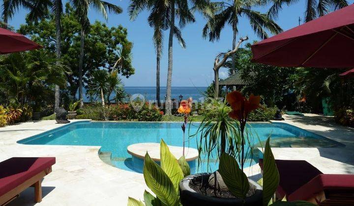 Lovina Buleleng Singaraja Beachfront Villa 2