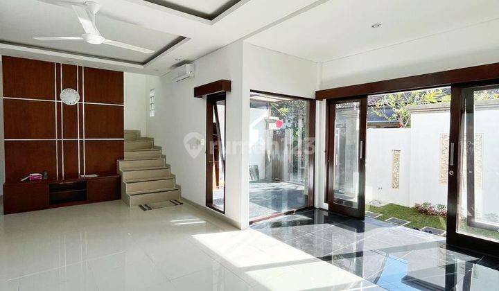 Dijual Rumah Semi Villa di Sanur Bali Baru Selesai Renovasi