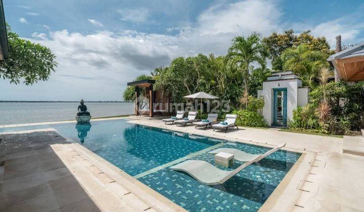 Villa Mewah Tepi Pantai Nusa Dua Dengan Dermaga Kecil 1