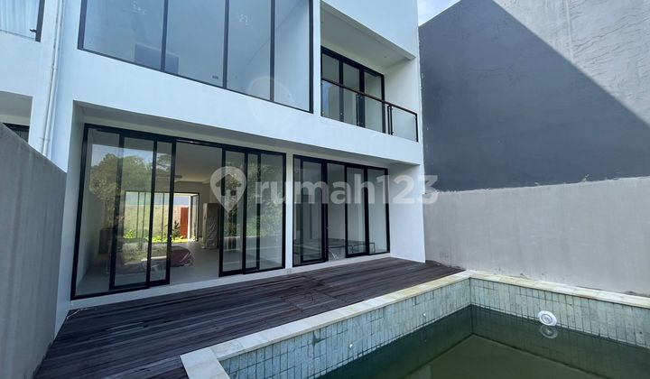 Villa Ekslusif Jungle View di Cluster Elite Nusa Dua Bali