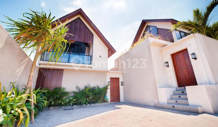 Villa Leasehold Baru Tepi Laut Dekat Pantai Cemagi Bali