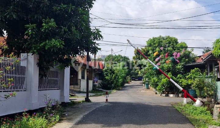 Rumah Luas 496 Meter Terawat Lokasi Strategis Dikebayoran Lama, Jakarta Selatan