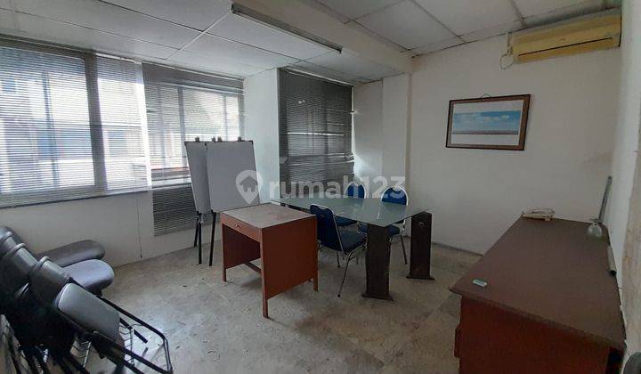 Mini Building 4 Lantai, Siap Pakai Lokasi Strategis di Kawasan Perkantoran Kebayoran Baru, Jakarta Selatan 7