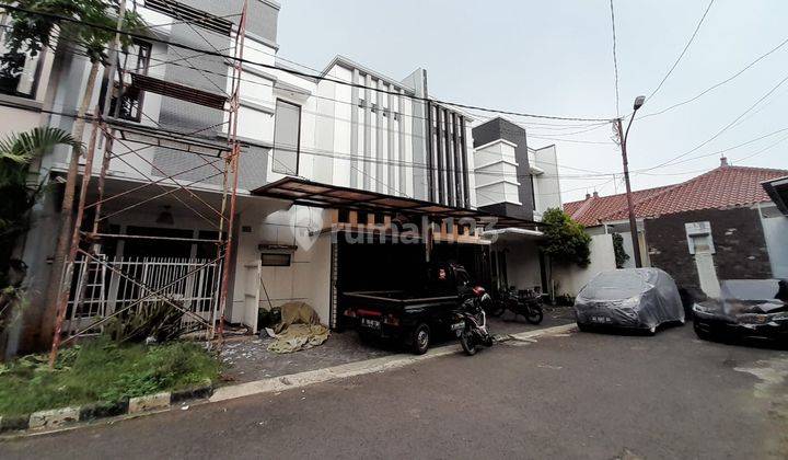 Rumah 2lantai Asrii, Strategis Siap Huni Cluster Di Pasar Minggu  2