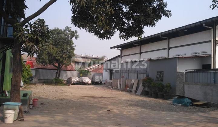 Gudang di Narogong Raya Rawalumbu Bekasi Selatan Gudang di Narogong Raya Rawalumbu Bekasi Selatan