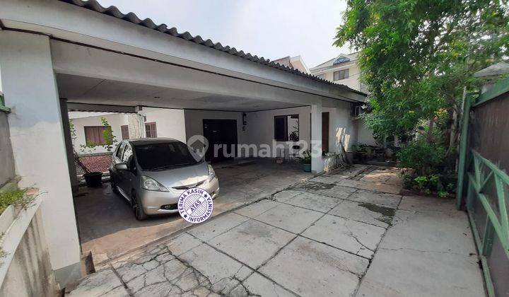 Rumah 2lantai Lokasi Strategis di Wijaya Kebayoran Baru Jak sel 1