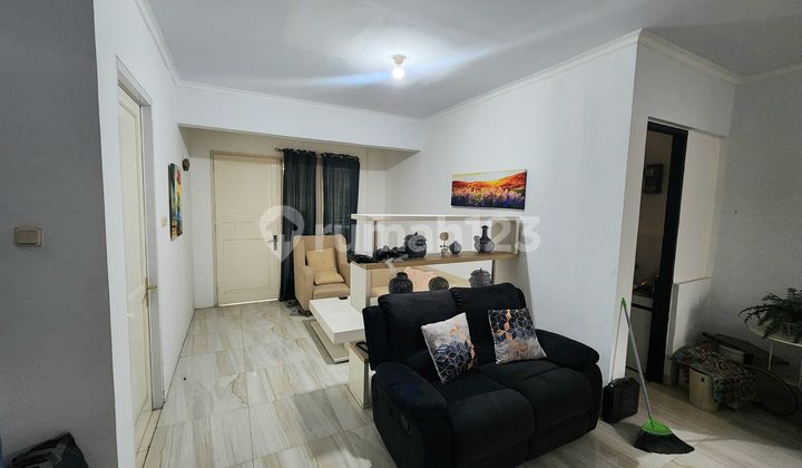 Rumah di Kota Wisata Cibubur Semi Furnished  Dekat Pintu Tol  2
