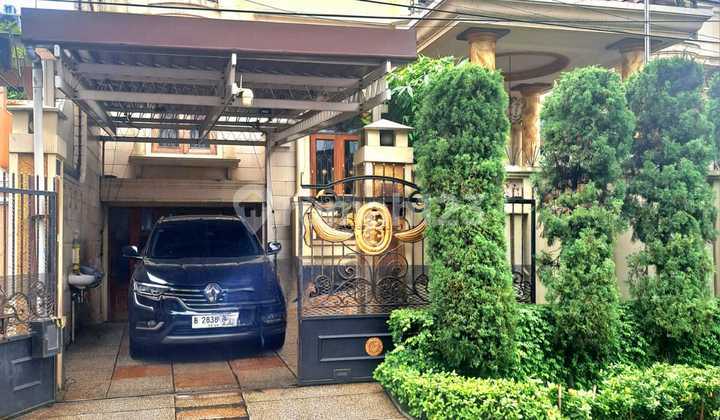 Rumah 3 Lantai Siap Huni Dalam Komplek di Pancoran  2