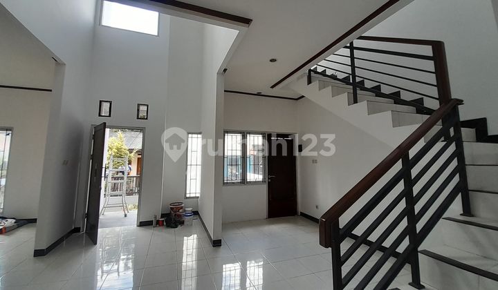 Rumah 2 Lantai di Pangkalan Jati selangkah Akses Tol Andara 2