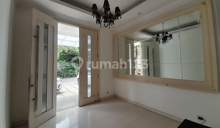 Rumah 2 Lantai di Permata Hijau Jakarta Selatan 2