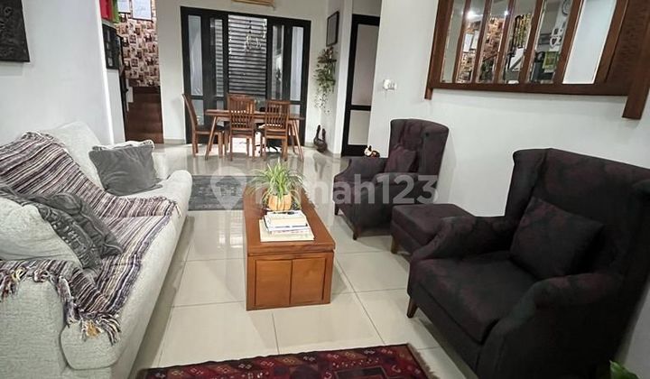 Rumah Asri Strategis Di Jeruk Purut Cilandak Jakarta Selatan Rumah Asri Strategis Di Jeruk Purut Cilandak Jakarta Selatan