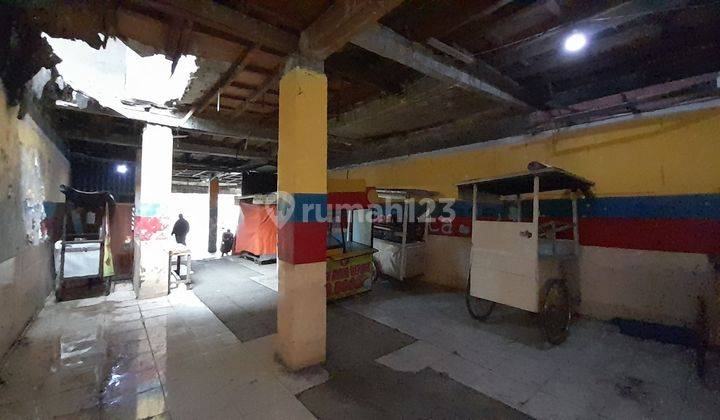 Rumah Bangunan Butuh Renovasi 2lantai Di Menteng Atas Jakarta  2