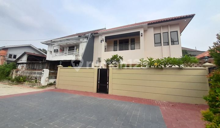 Bangunan Baru 2Lantai siap Huni di Radio Dalam Kebayoran baru