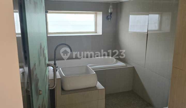 DIJUAL RUMAH LAYAR PERMAI 2