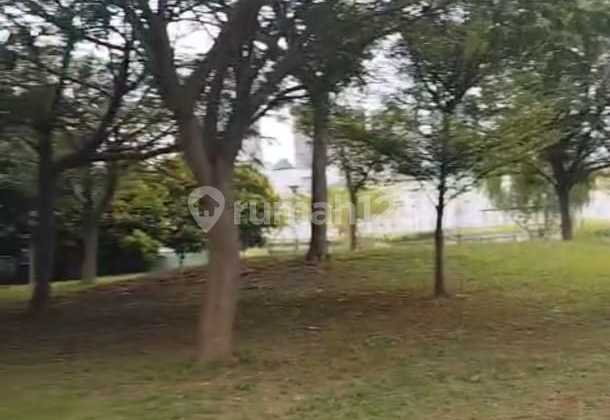 Jual Rumah Golf Island