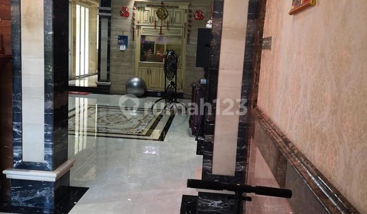 RUMAH CLASSIC PIK 1 2