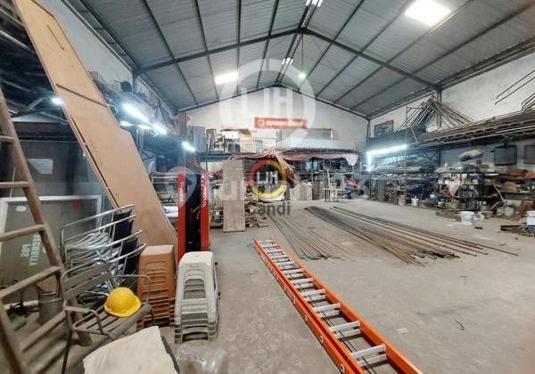 Warehouse in Gatot Subroto Industrial Area, Semarang 2