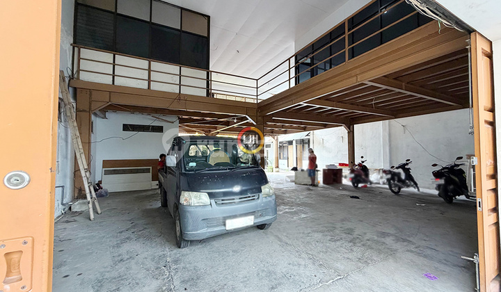 Business Location in Wotgandul Dalam, Semarang 2