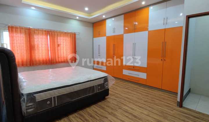 5-Story Ruko Ready to Use Tubagus Angke Strategic Location Negotiable Until Deal 2