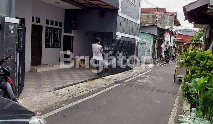 RUMAH 2 LANTAI SIAP HUNI TENGAH KOTA STRATEGIS SERDANG KEMAYORAN 2