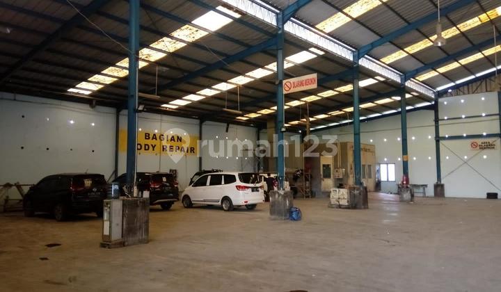 Warehouse on Toll Access Road Telukjambe West Karawang For Quick Sale Ready to Use 2 Floors Strategic Location Near Toll Road