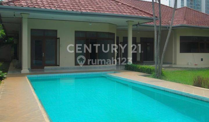 Rumah Stand Alone Di Cipete Berhalaman Luas 1