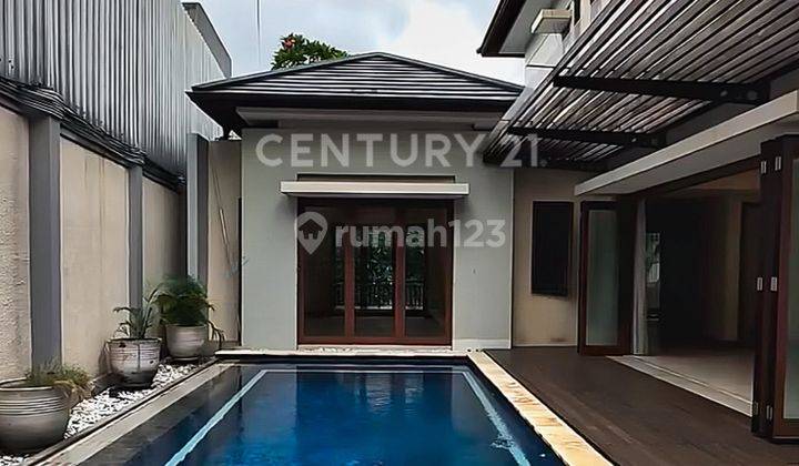 Rumah 2 Lantai Sentuhan Bali Di Perumahan Eksklusif Kemang 1