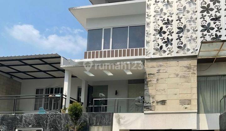 Rumah 3 Lantai Di Dalam Townhouse Exclusive Di Terogong Cilandak 1