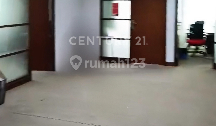 Ready-to-Use Furnished Office Space in the Menteng Area Ready-to-Use Furnished Office Space in the Menteng Area