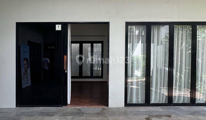 Ruang Usaha Siap Pakai Di Cilandak Dalam Belakang Citos 1