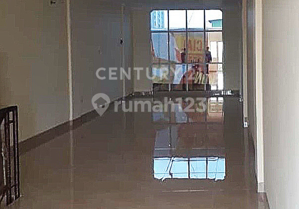 New 3.5-Story Shop House in Bintaro Pesangrahan Ready for Use 2