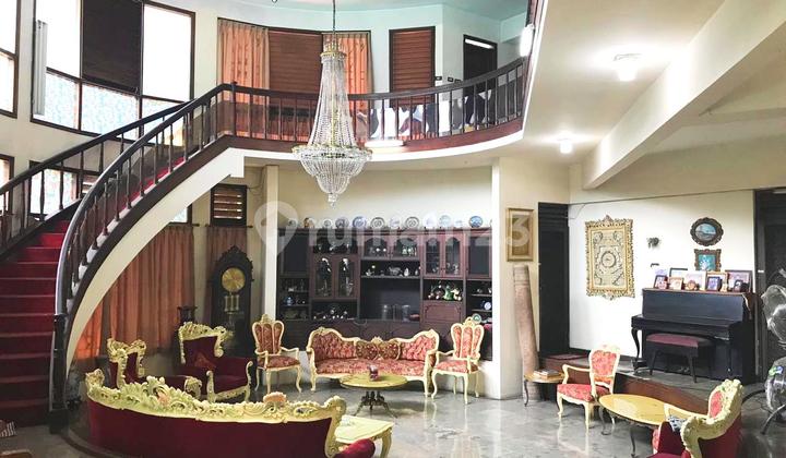 Dijual Rumah Simprug Murah lt 630M Lokasi Bagus di Simprug Garden /Jakarta Selatan