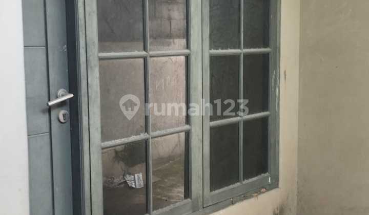 Rumah Kontrakan cocok untuk investasi lokasi strategis di Larangan