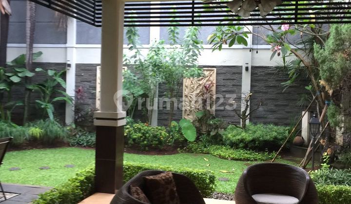Dijual Rumah Asri dan Luas  di Bintaro Tangerang Selatan 2