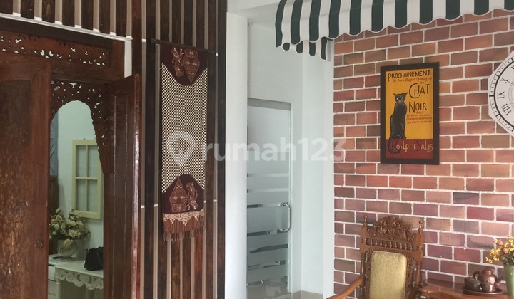 Ruko Bintaro 21/2Lt Lokasi Strategis. Jalan Ramai Cocok untuk Usaha di Bintaro Jaya Sektor 5