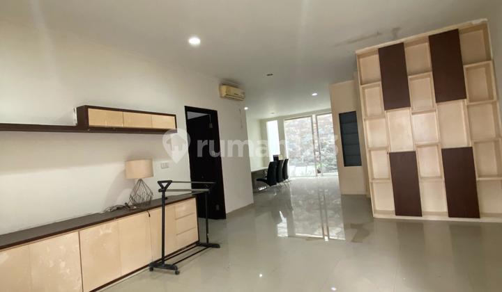 Sewa Cepat Rumah Green Lake City. Cluster East Asia .8X20 2