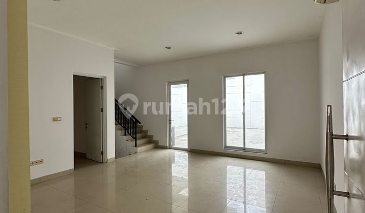 Jual Rumah Green Lake City.cluster East Asia .8X18 2