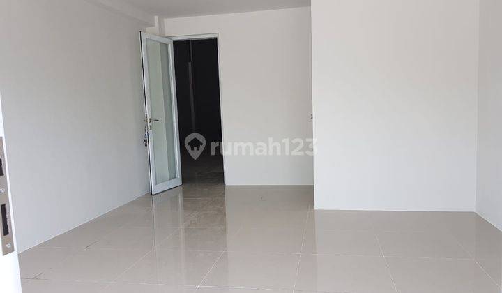 Sewa Ruko Green Lake City Boulevard. 4,5x15. 4lt. 2