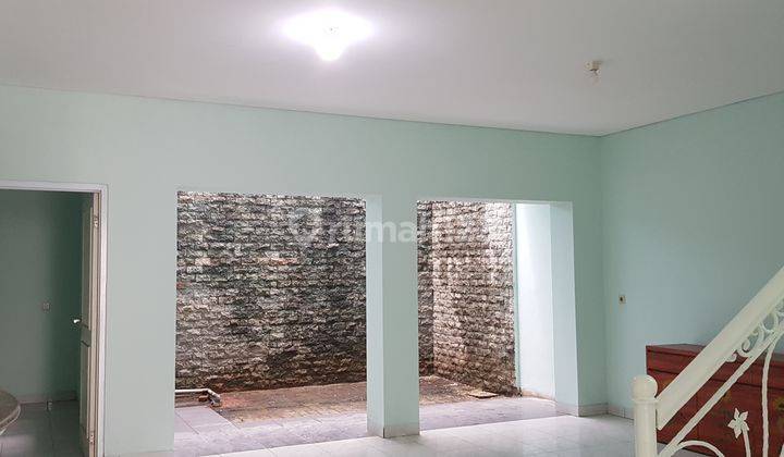Rumah Taman Villa Meruya. 2 lantai. Tenang. Terang.  cluster. 3