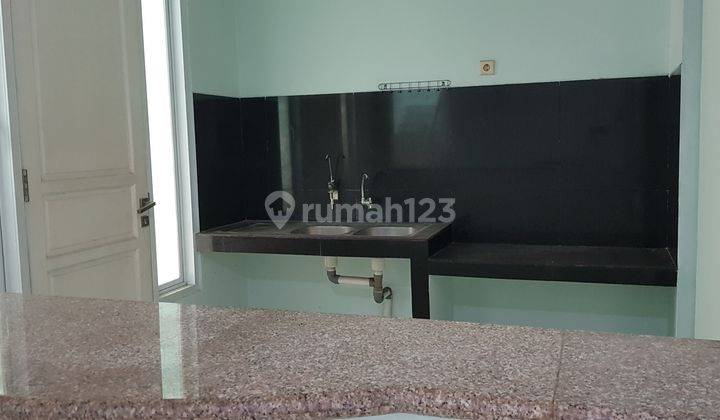 Rumah Taman Villa Meruya. 2 lantai. Tenang. Terang.  cluster. 4