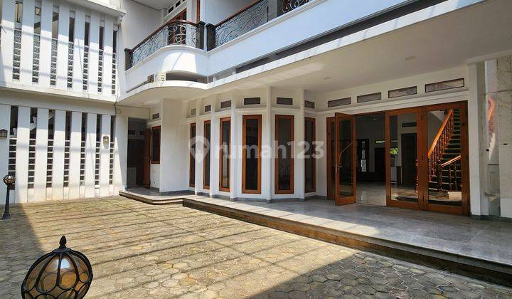 Rumah Cantik, Mewah luas 510 m2. 13