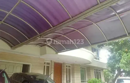 Rumah Premium di Boulevard Hoek Puri Indah Jakarta Barat 2