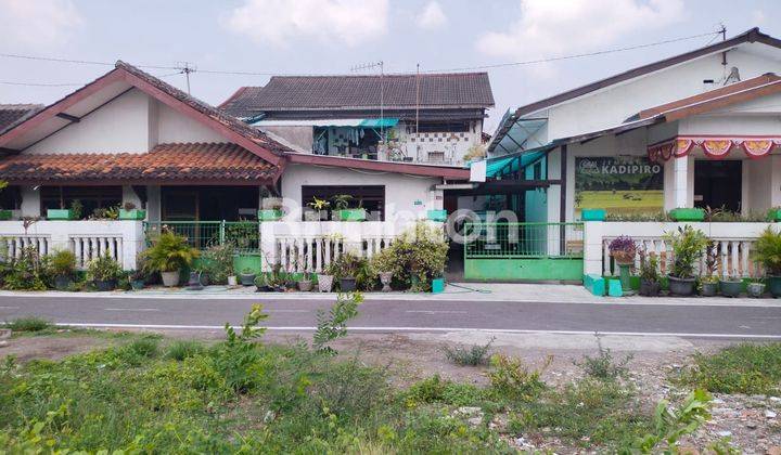 KADIPIRO BANJARSARI DEKAT TERMINAL TIRTONADI PARANGJOGLO 1