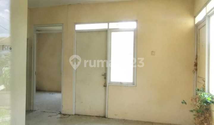 Jual Rumah Siap Huni posisi hoek di Citra Indah City 2