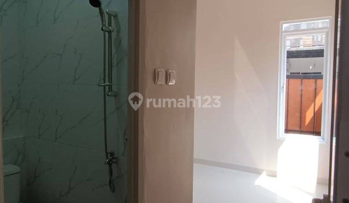 Dijual Rumah Siap Huni Full Renovasi 7057A 2